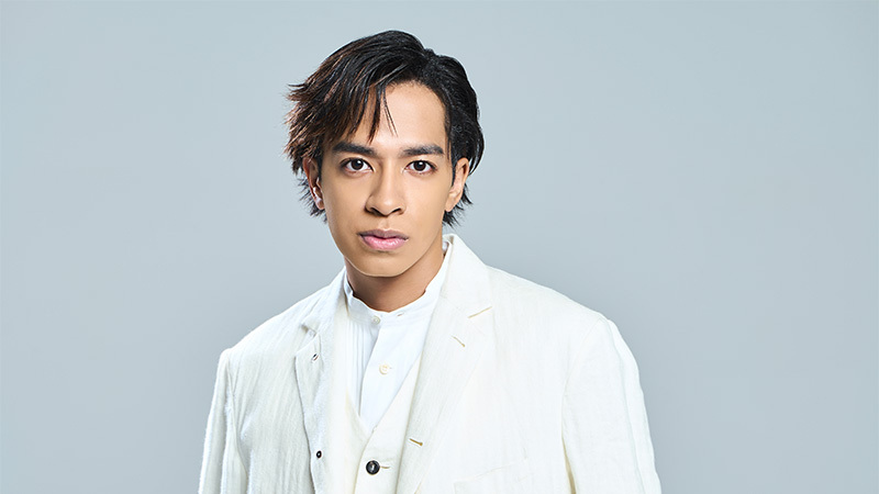 草間リチャード敬太